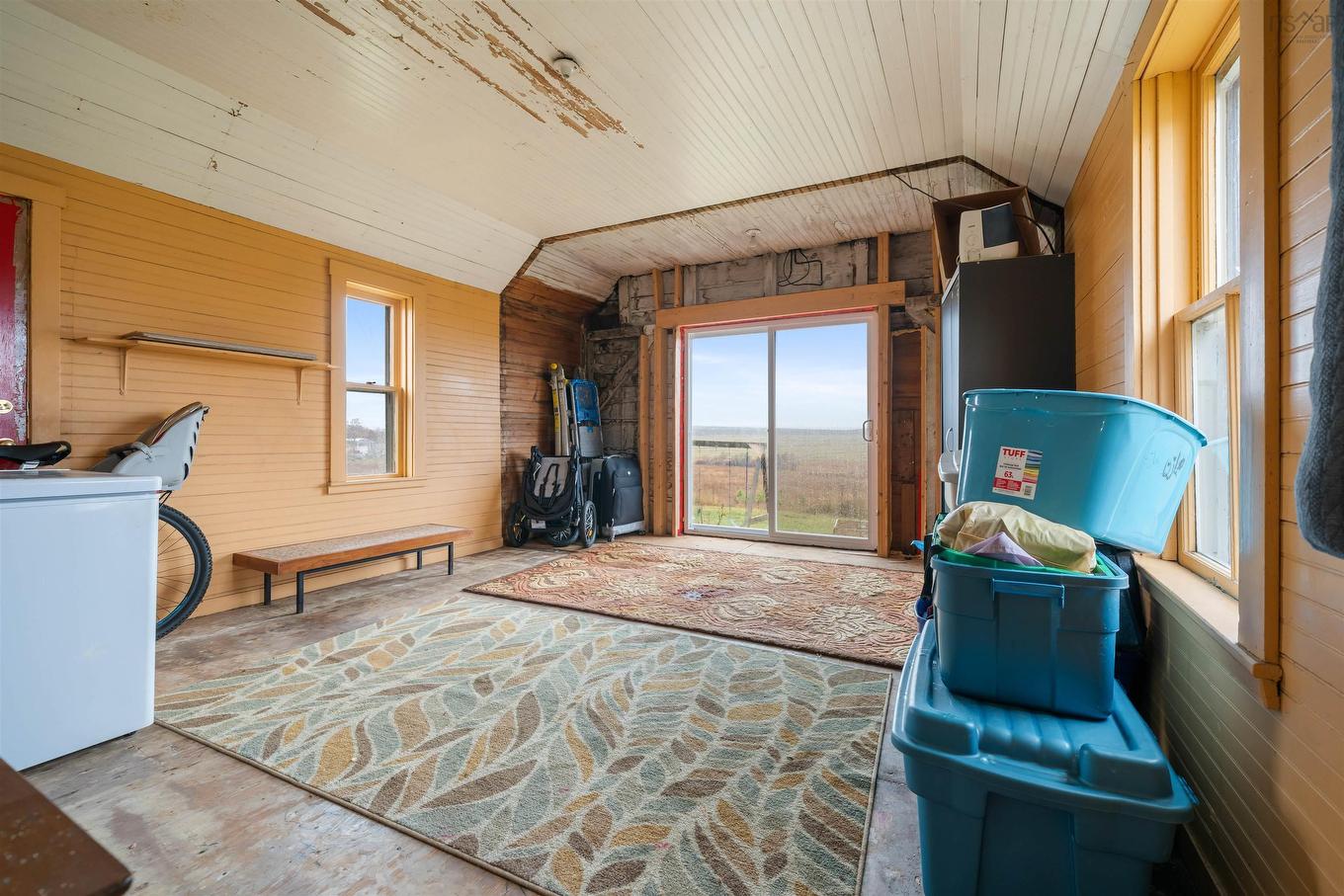 230 Victoria Street E, Amherst, NS