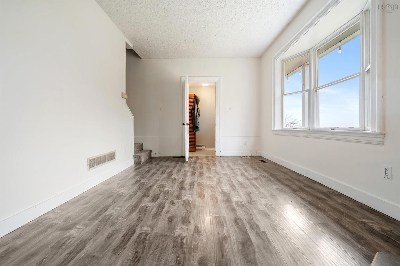 230 Victoria Street E, Amherst, NS