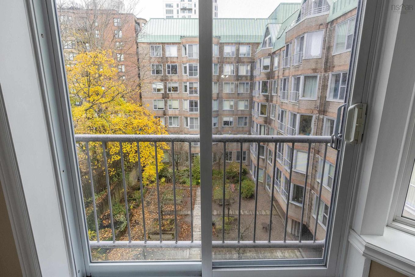 513 1326 Lower Water Street, Halifax, NS