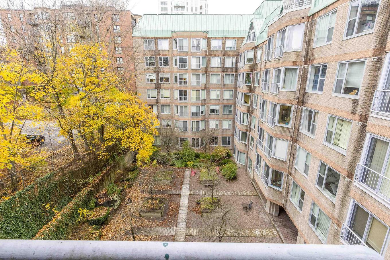 513 1326 Lower Water Street, Halifax, NS