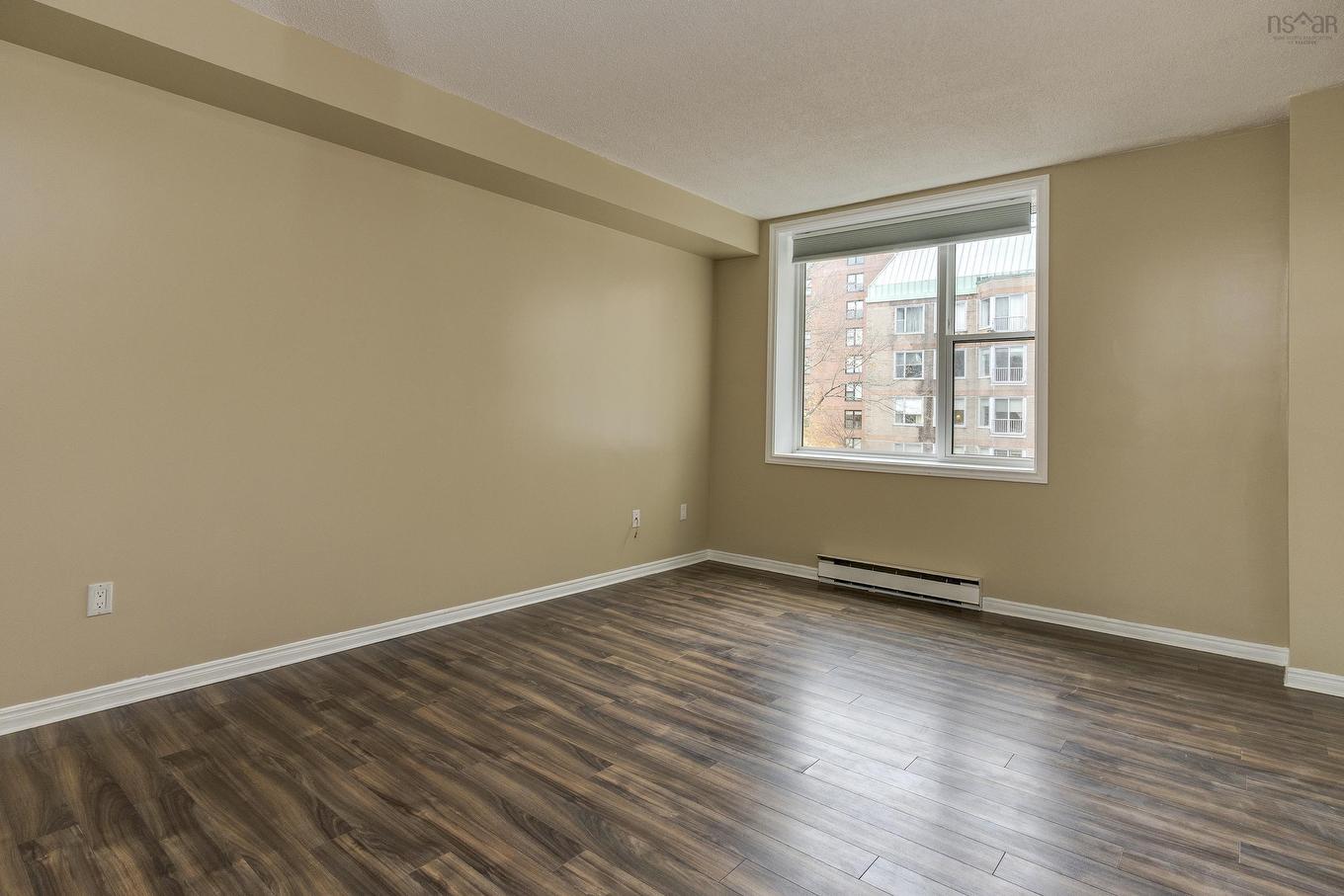 513 1326 Lower Water Street, Halifax, NS