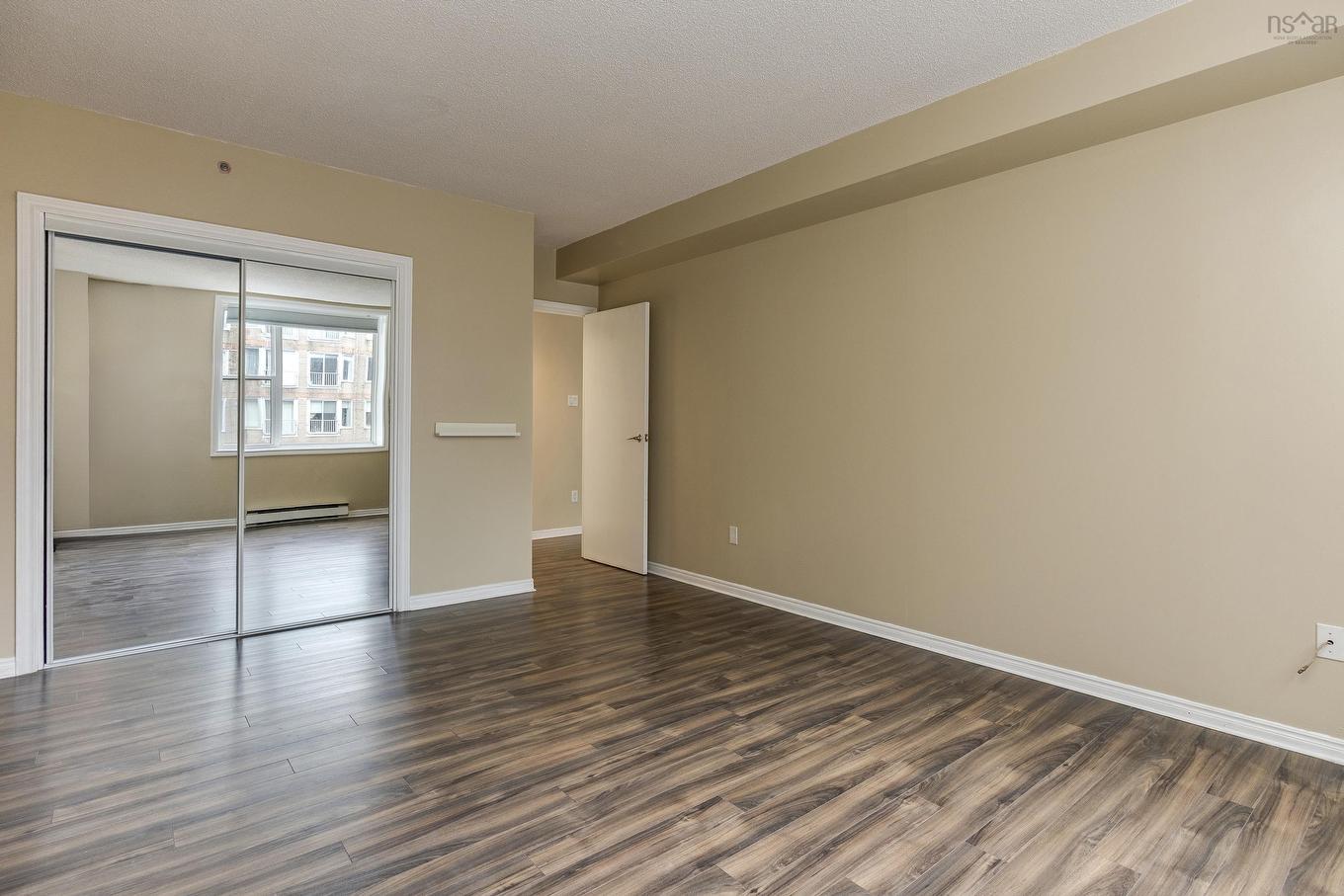 513 1326 Lower Water Street, Halifax, NS