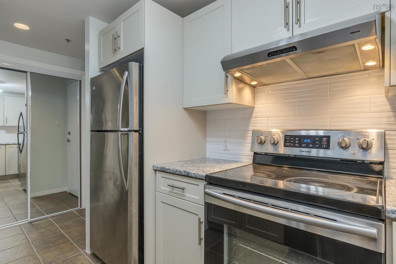 513 1326 Lower Water Street, Halifax, NS