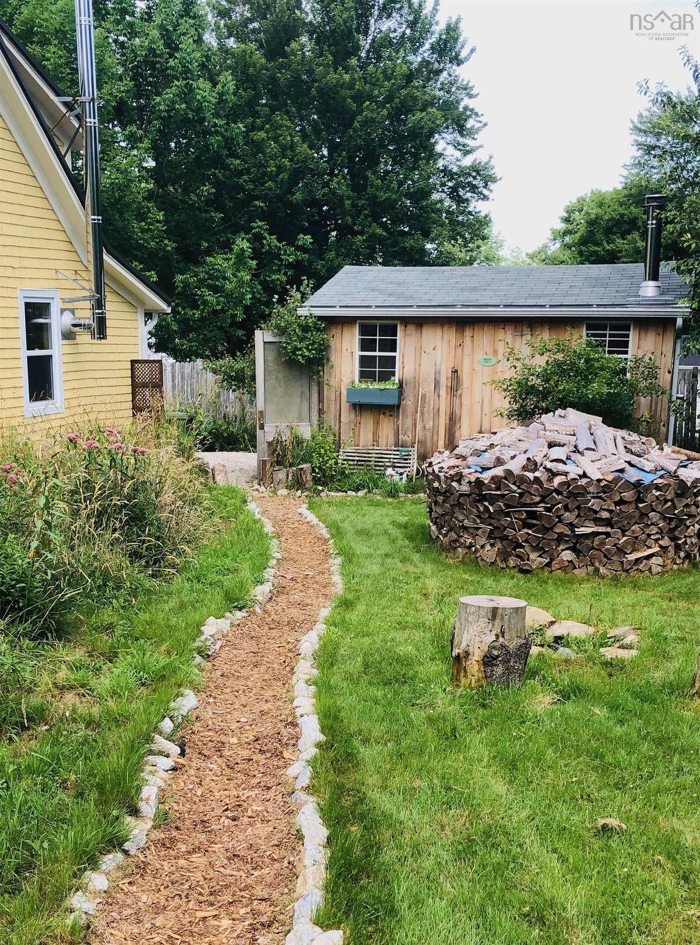 109 Spruce Street, Mahone Bay, NS