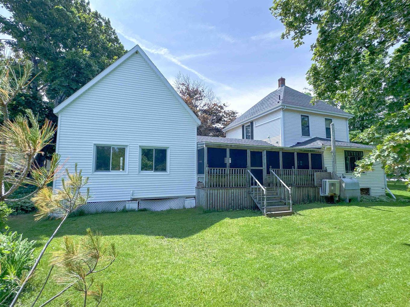 7668 St Peters Rd, Morell, PE