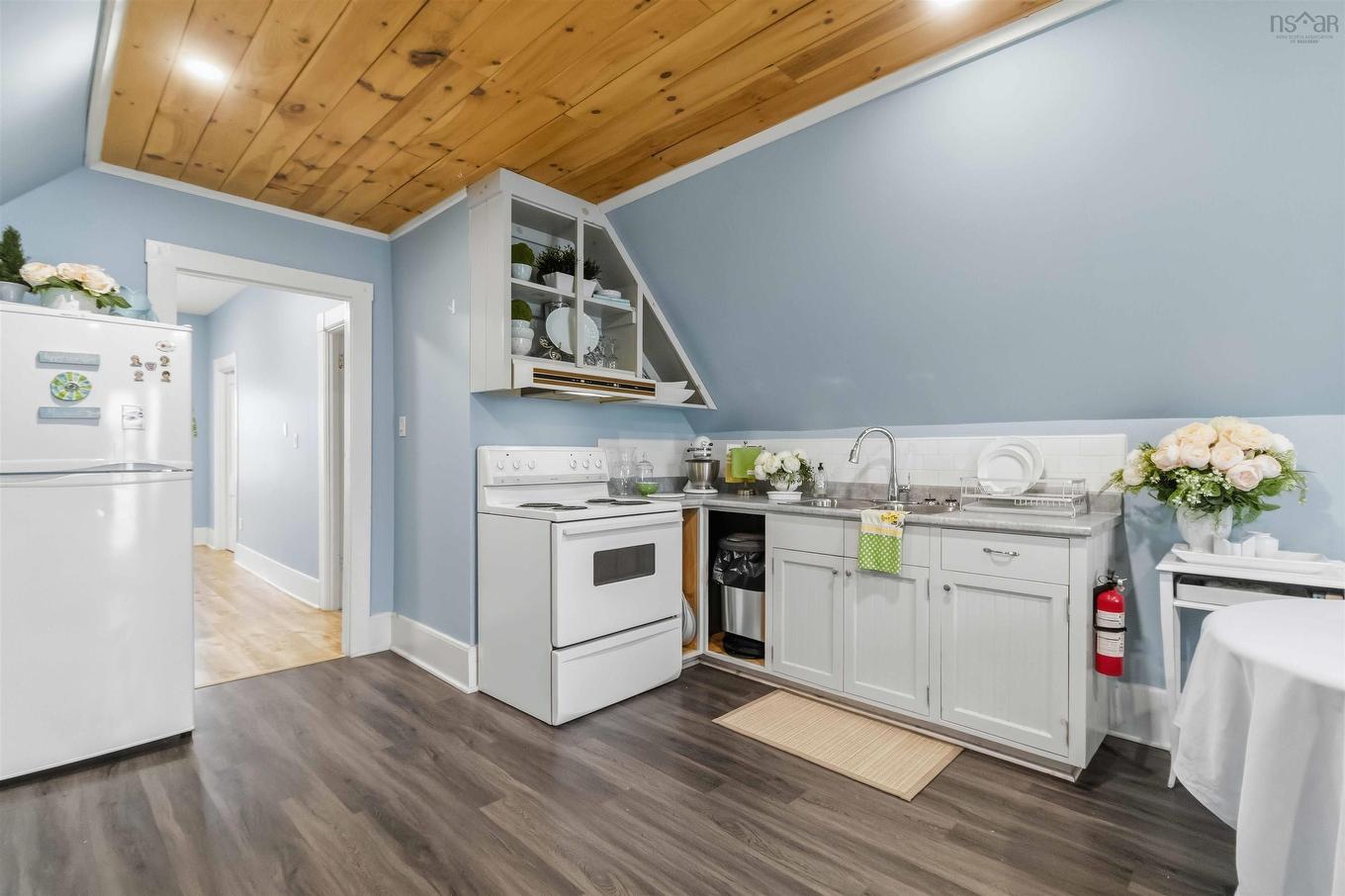 499 Main Street, Mahone Bay, NS