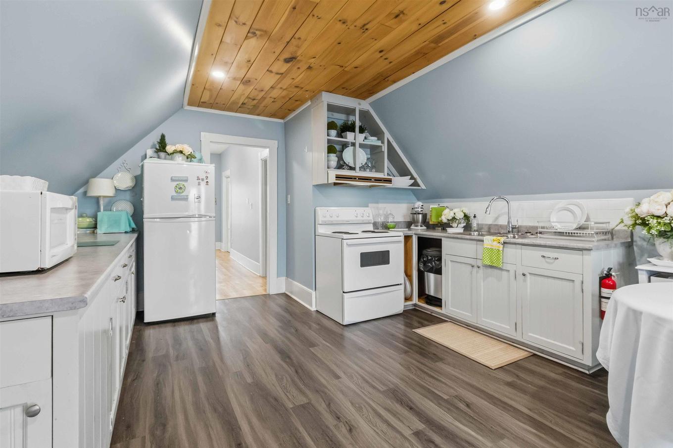 499 Main Street, Mahone Bay, NS