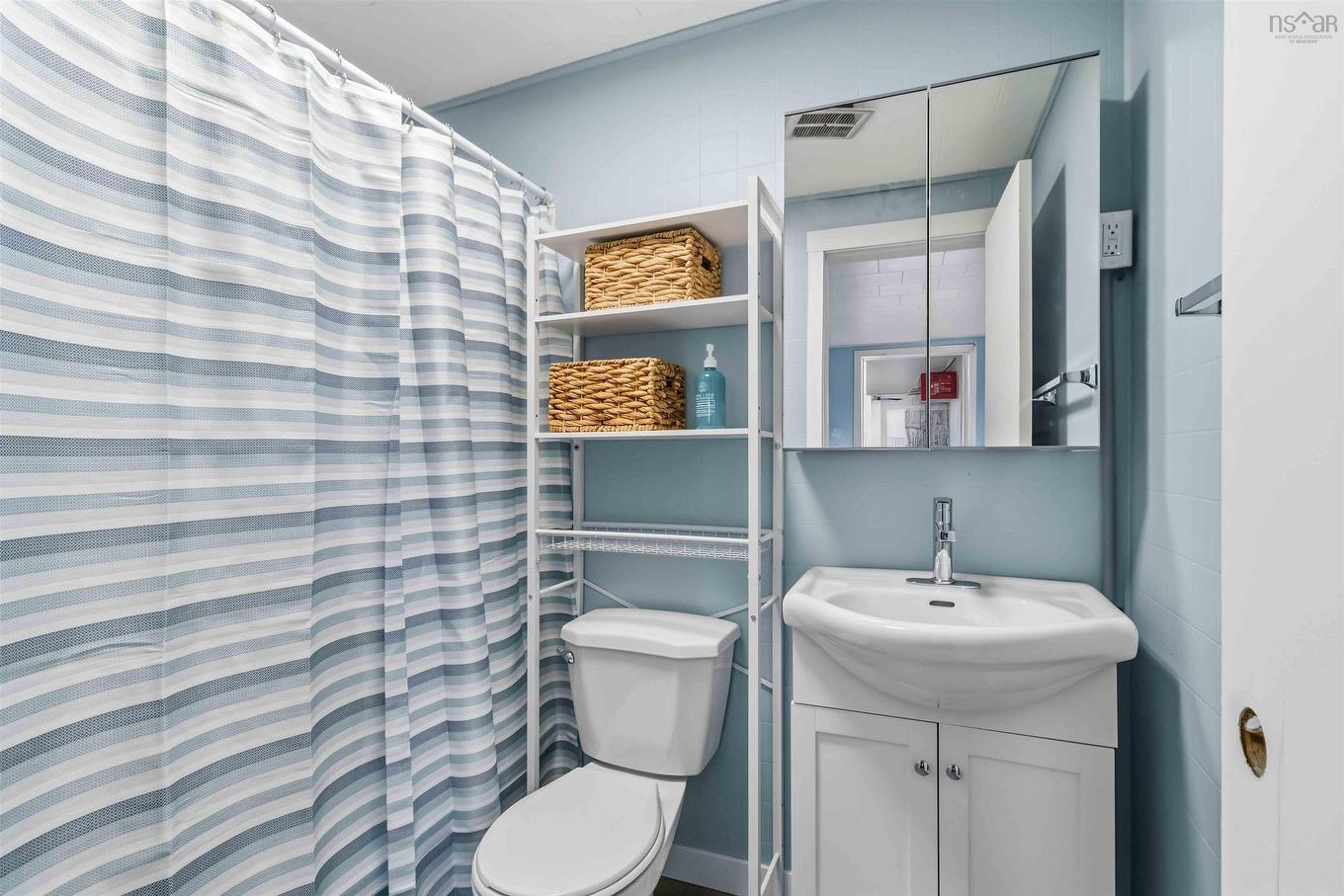 499 Main Street, Mahone Bay, NS