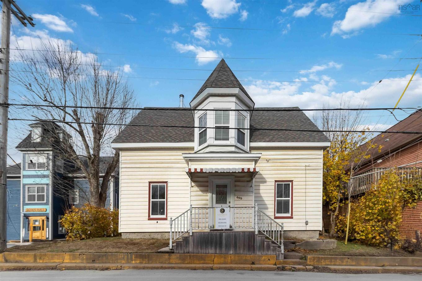 499 Main Street, Mahone Bay, NS