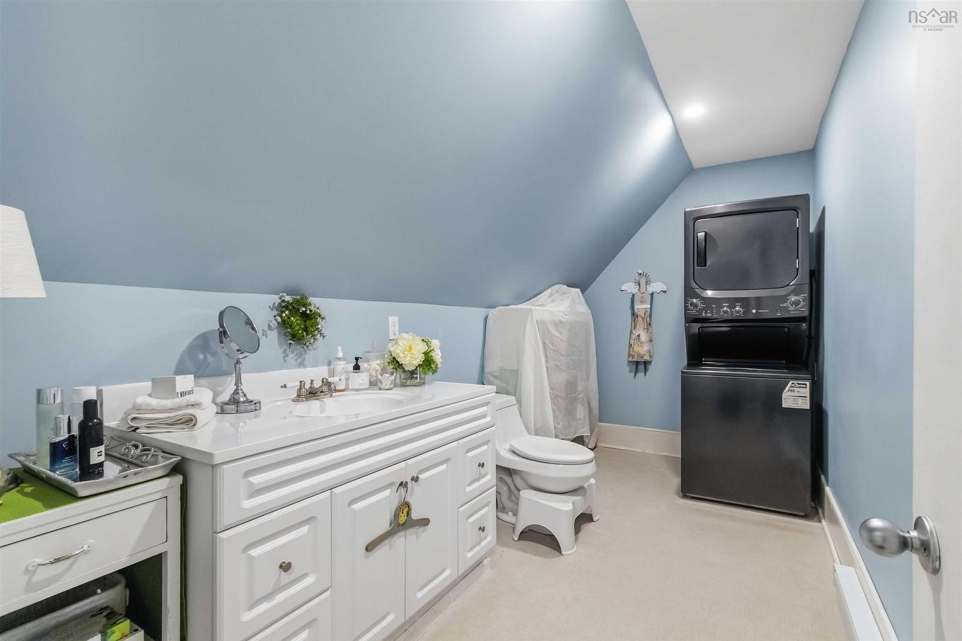 499 Main Street, Mahone Bay, NS