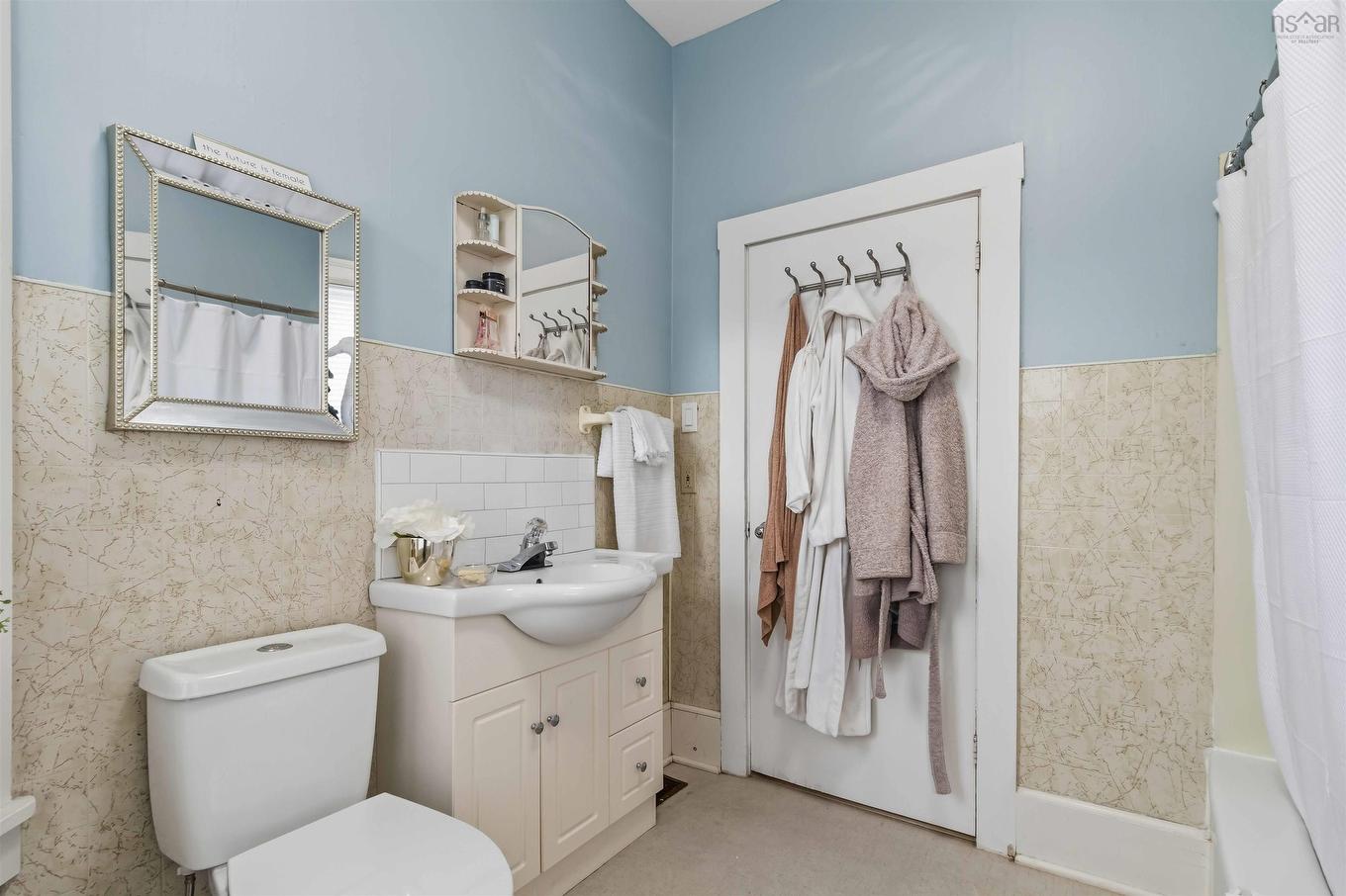 499 Main Street, Mahone Bay, NS