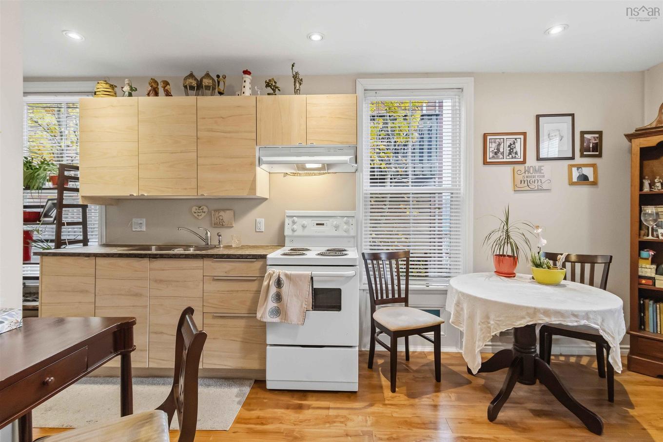 499 Main Street, Mahone Bay, NS