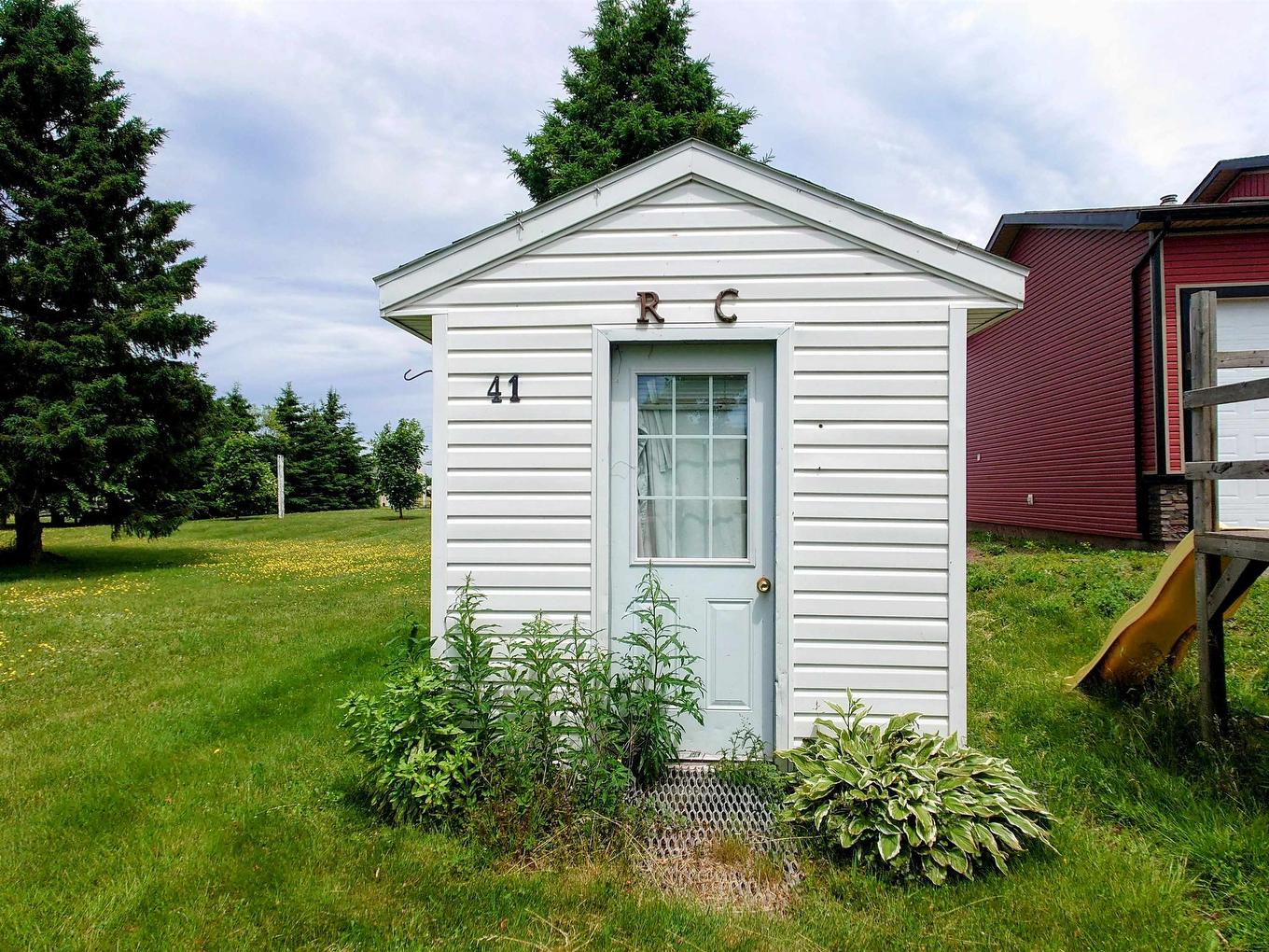 41 Main Drive East, Miscouche, PE