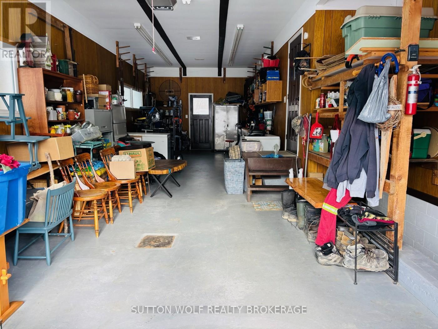 315 Caradoc Street N, Strathroy-Caradoc, ON - Indoor