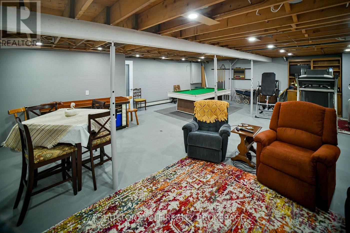 315 Caradoc Street N, Strathroy-Caradoc, ON - Indoor Photo Showing Basement