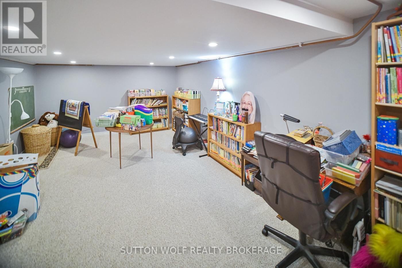 315 Caradoc Street N, Strathroy-Caradoc, ON - Indoor
