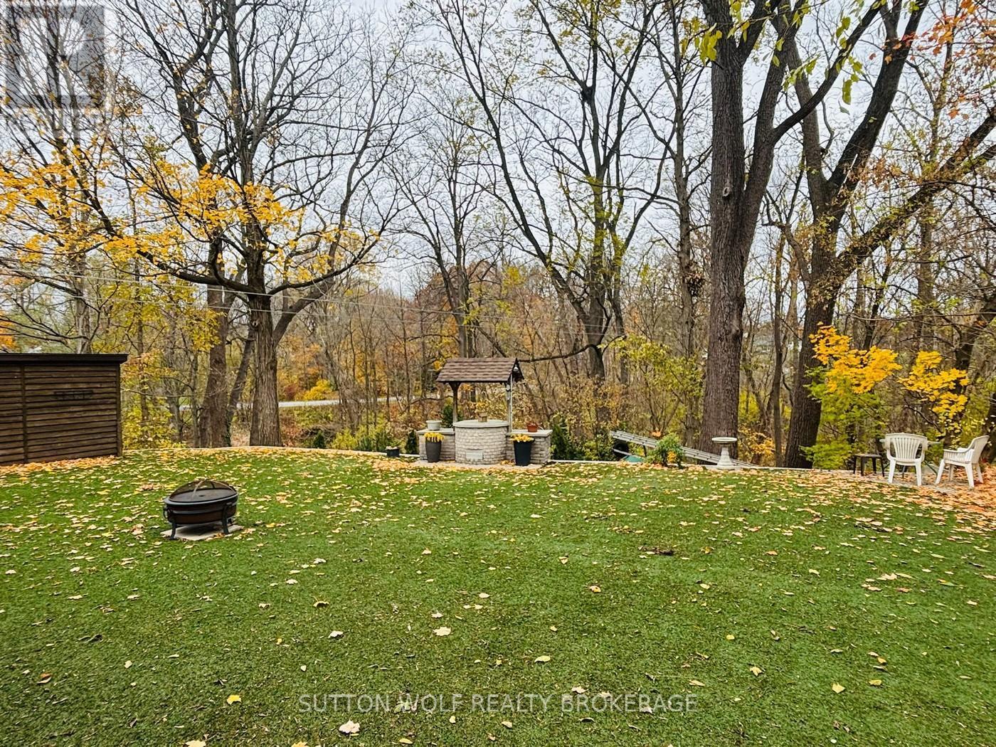 315 Caradoc Street N, Strathroy-Caradoc, ON - Outdoor