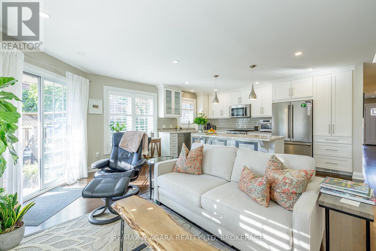 Family Room/ Den area - 21 - 141 Welland Vale Road, St. Catharines (Grapeview), ON - Indoor