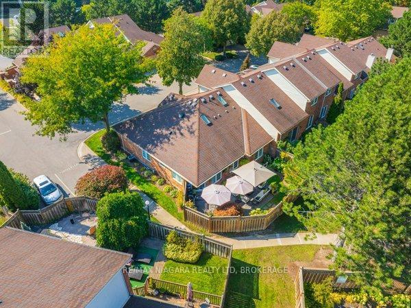 21 - 141 Welland Vale Road, St. Catharines (Grapeview), ON - Outdoor