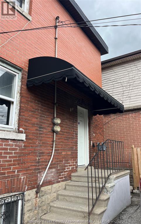 719 Erie Street East, Windsor, ON - Outdoor With Exterior
