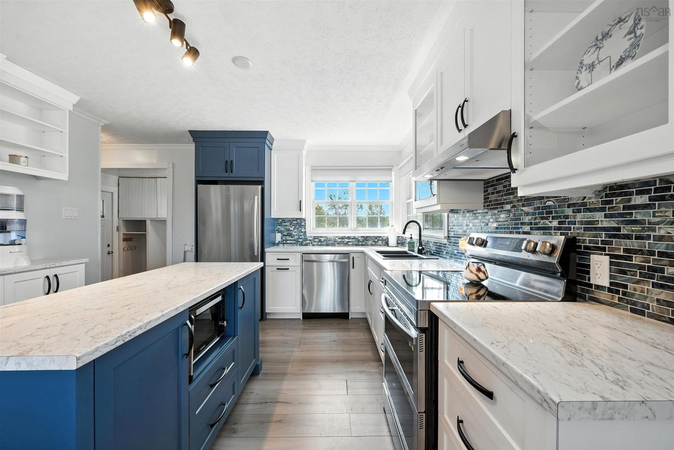 85 Chestnut Street, Trenton, NS