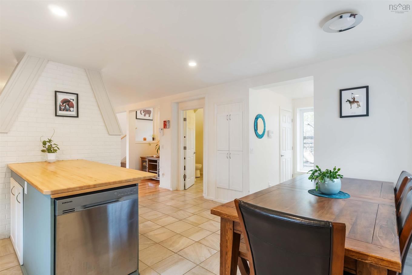 10 Sunset Drive, Smiths Cove, NS