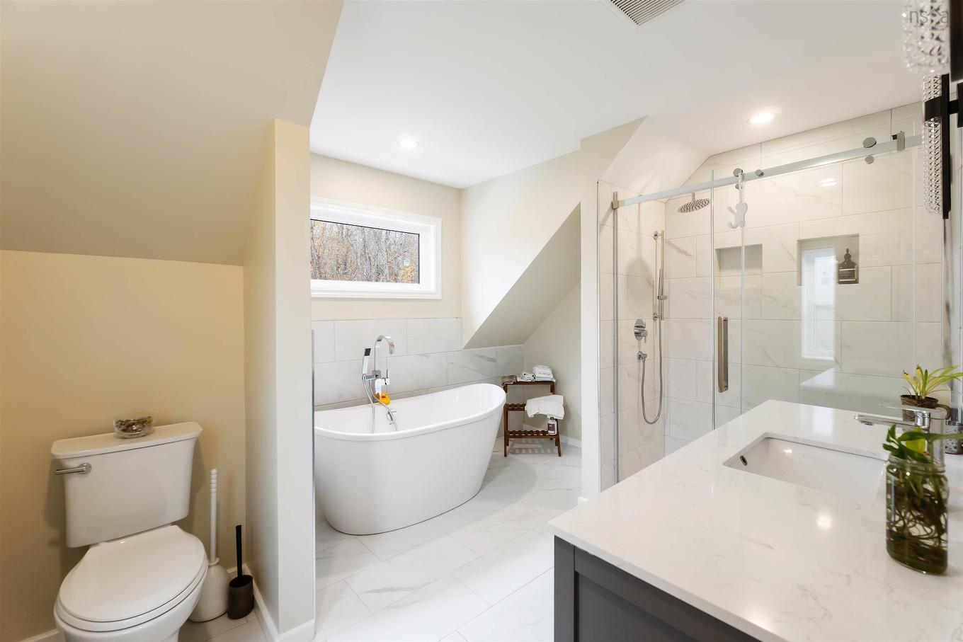 10 Sunset Drive, Smiths Cove, NS