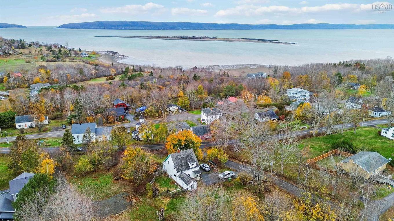 10 Sunset Drive, Smiths Cove, NS