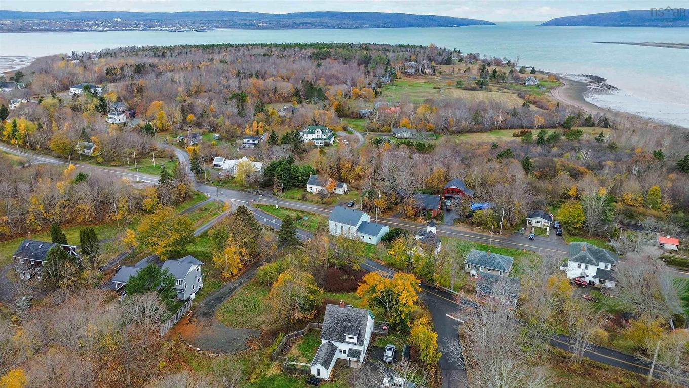 10 Sunset Drive, Smiths Cove, NS