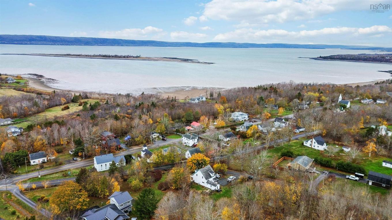 10 Sunset Drive, Smiths Cove, NS