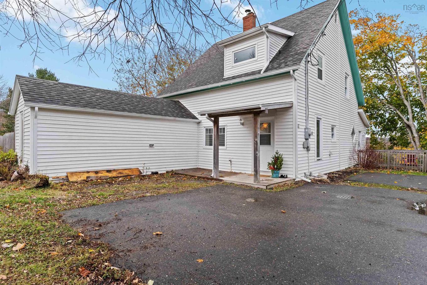 10 Sunset Drive, Smiths Cove, NS