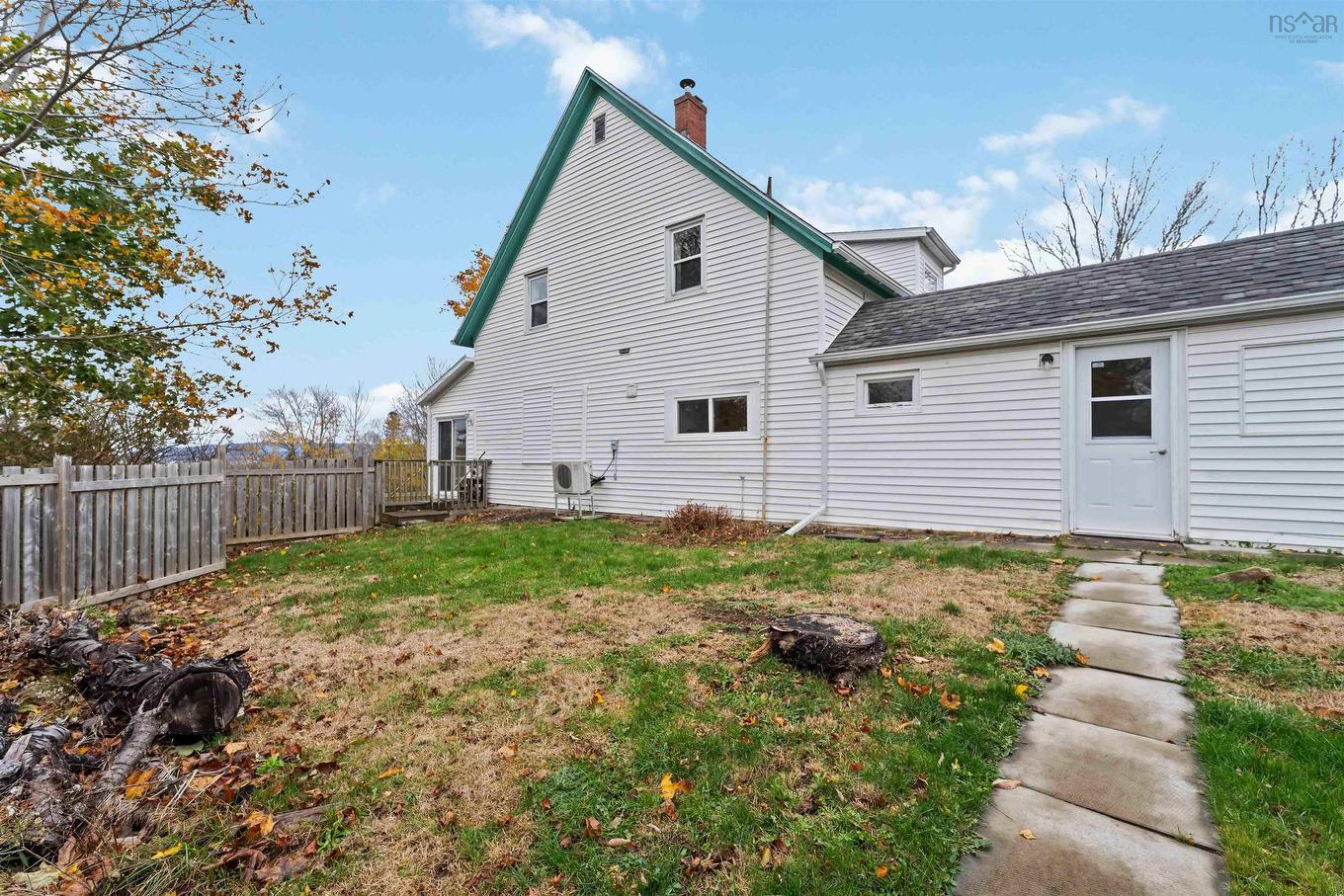 10 Sunset Drive, Smiths Cove, NS