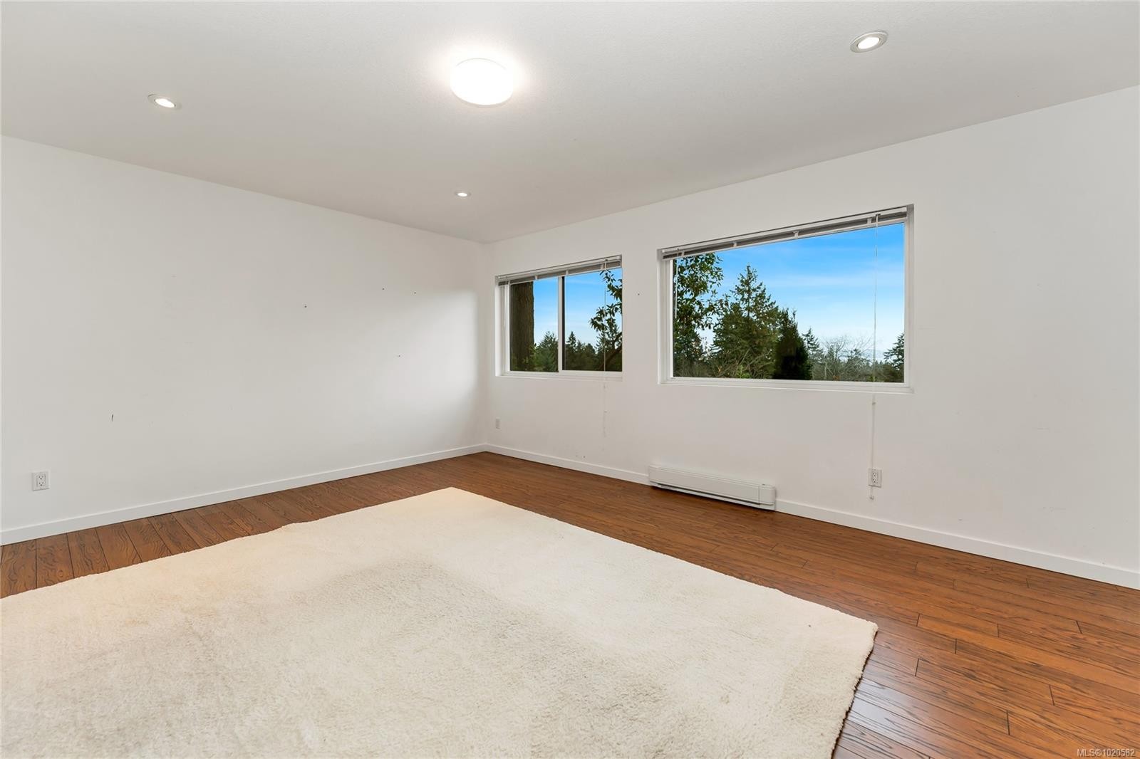 5198 Beckton Rd, Saanich, BC