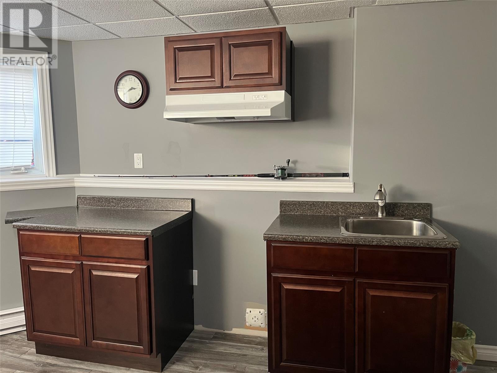 17 Hillview Avenue, Pasadena, NL - Indoor Photo Showing Other Room