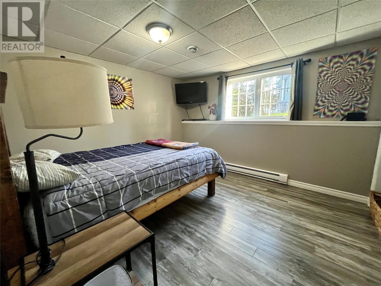 17 Hillview Avenue, Pasadena, NL - Indoor Photo Showing Bedroom