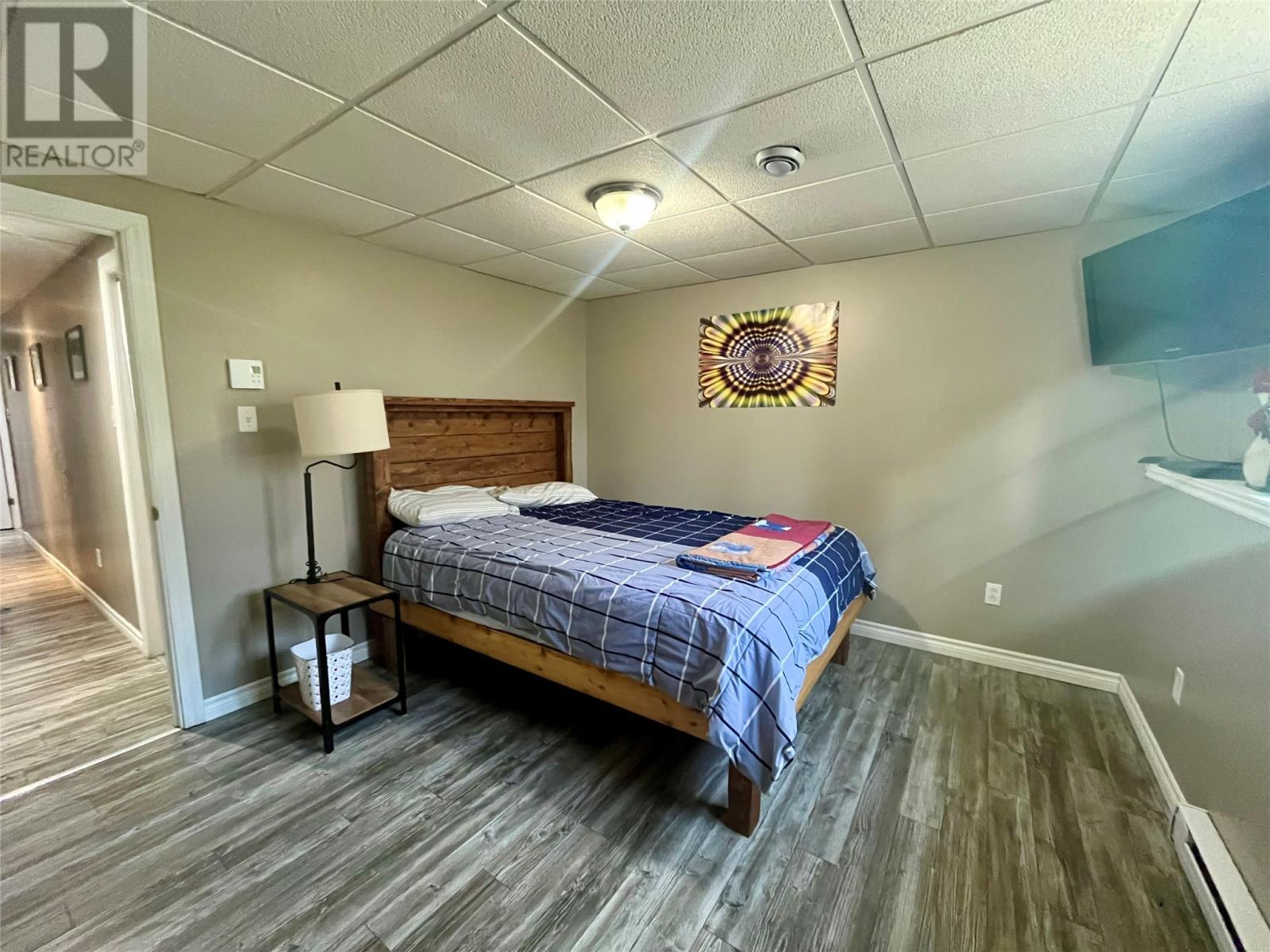 17 Hillview Avenue, Pasadena, NL - Indoor Photo Showing Bedroom