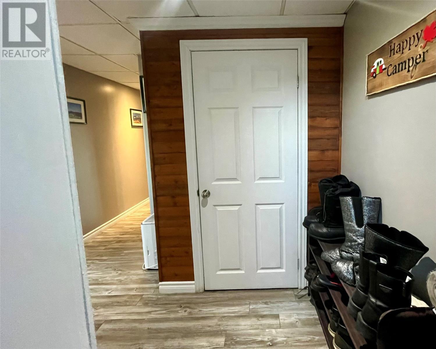 17 Hillview Avenue, Pasadena, NL - Indoor Photo Showing Other Room