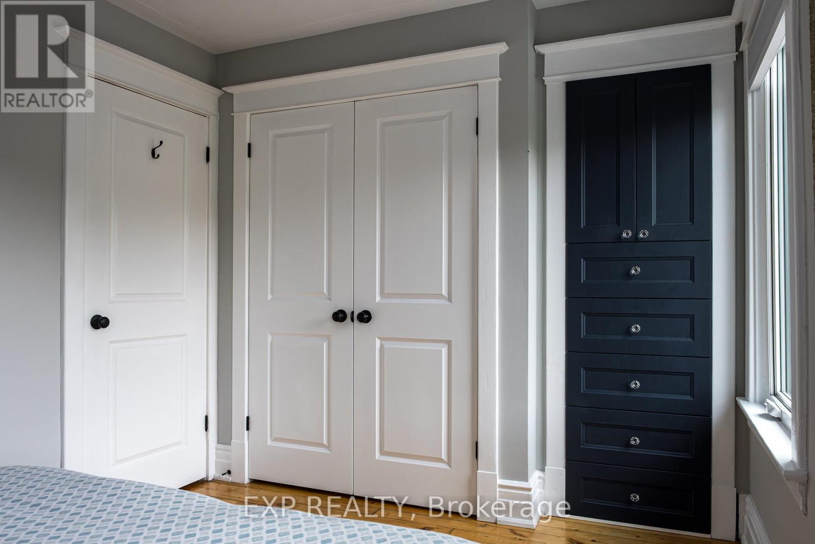 14 Chatham Street, Hamilton, ON - Indoor Photo Showing Other Room