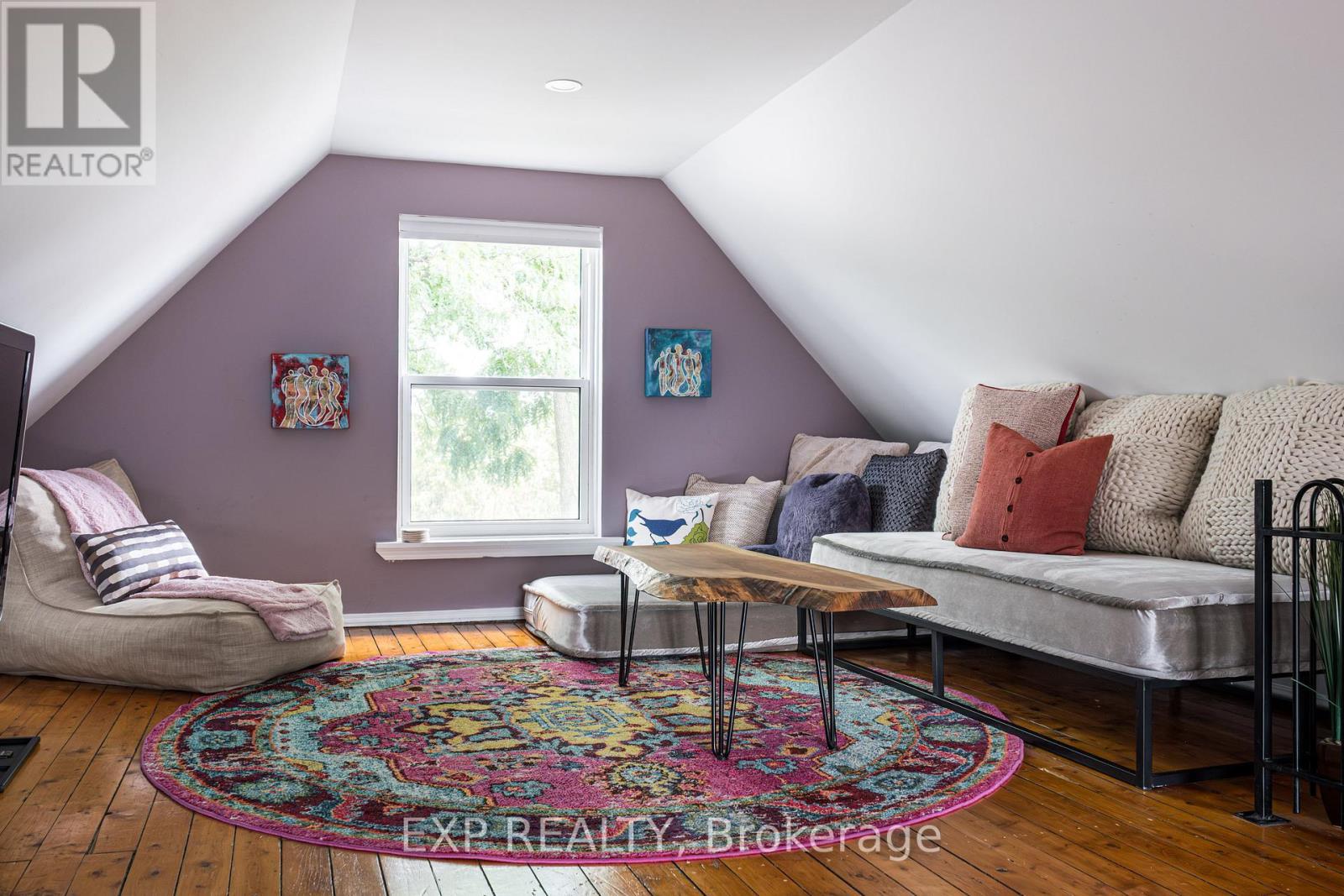 14 Chatham Street, Hamilton, ON - Indoor