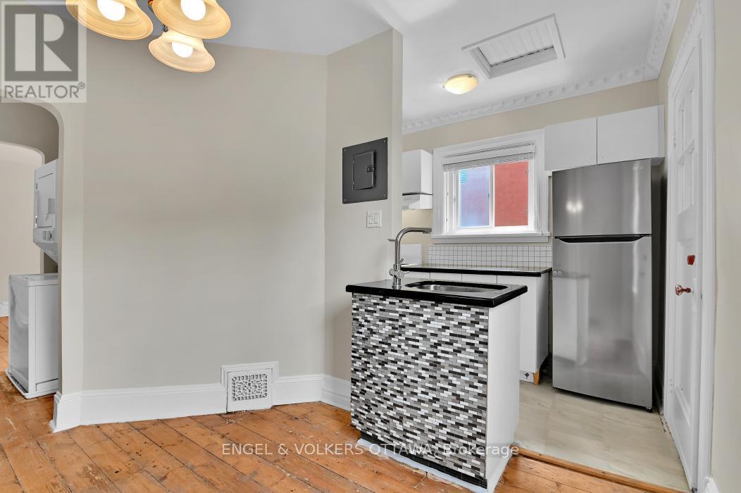 104 King Edward Avenue, Ottawa, ON - Indoor