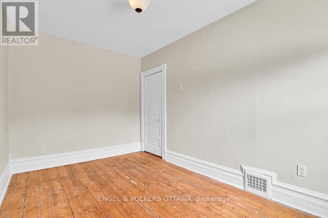 104 King Edward Avenue, Ottawa, ON - Indoor Photo Showing Other Room