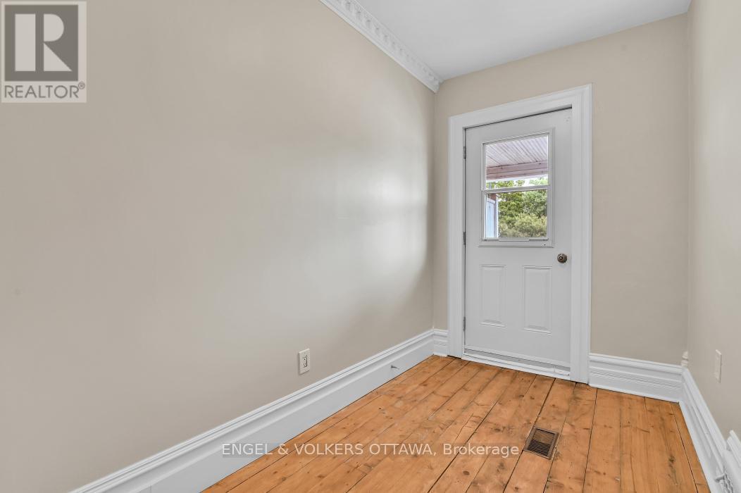 104 King Edward Avenue, Ottawa, ON - Indoor Photo Showing Other Room