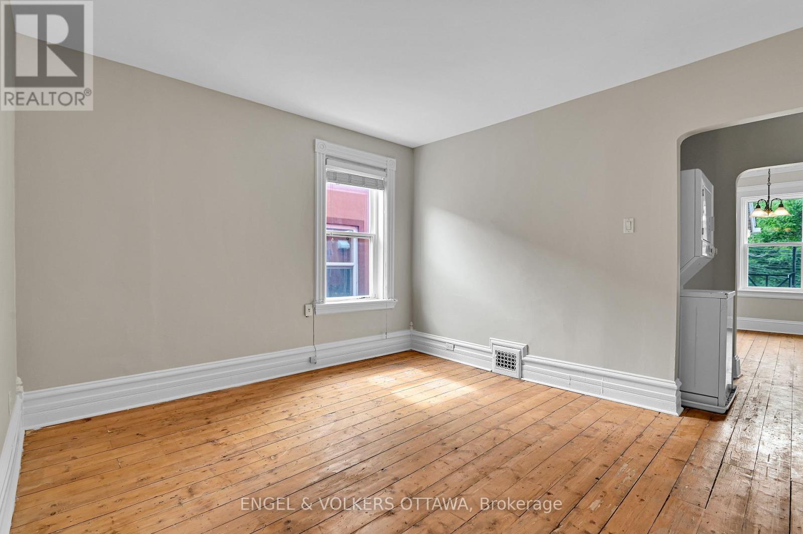 104 King Edward Avenue, Ottawa, ON - Indoor Photo Showing Other Room