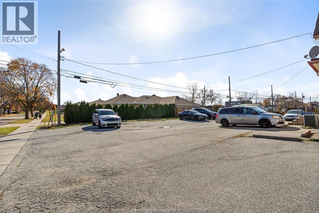 1959 Tecumseh Road West, Windsor, ON