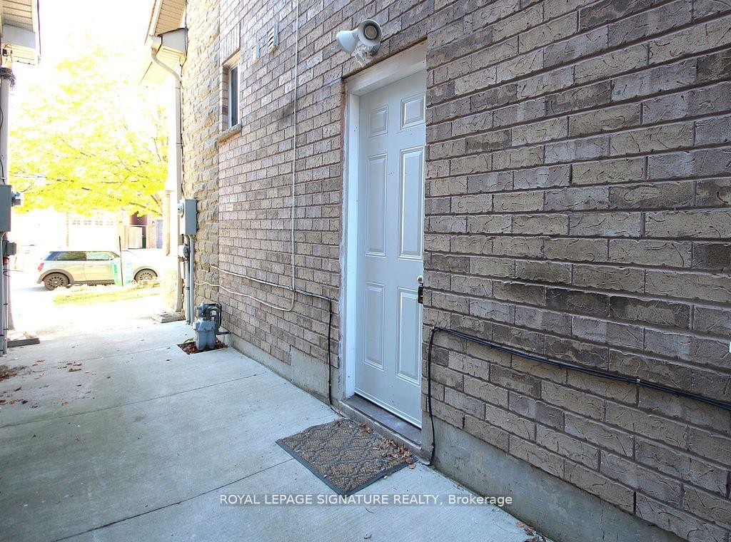 Lower-70 Penbridge Circle, Brampton, ON