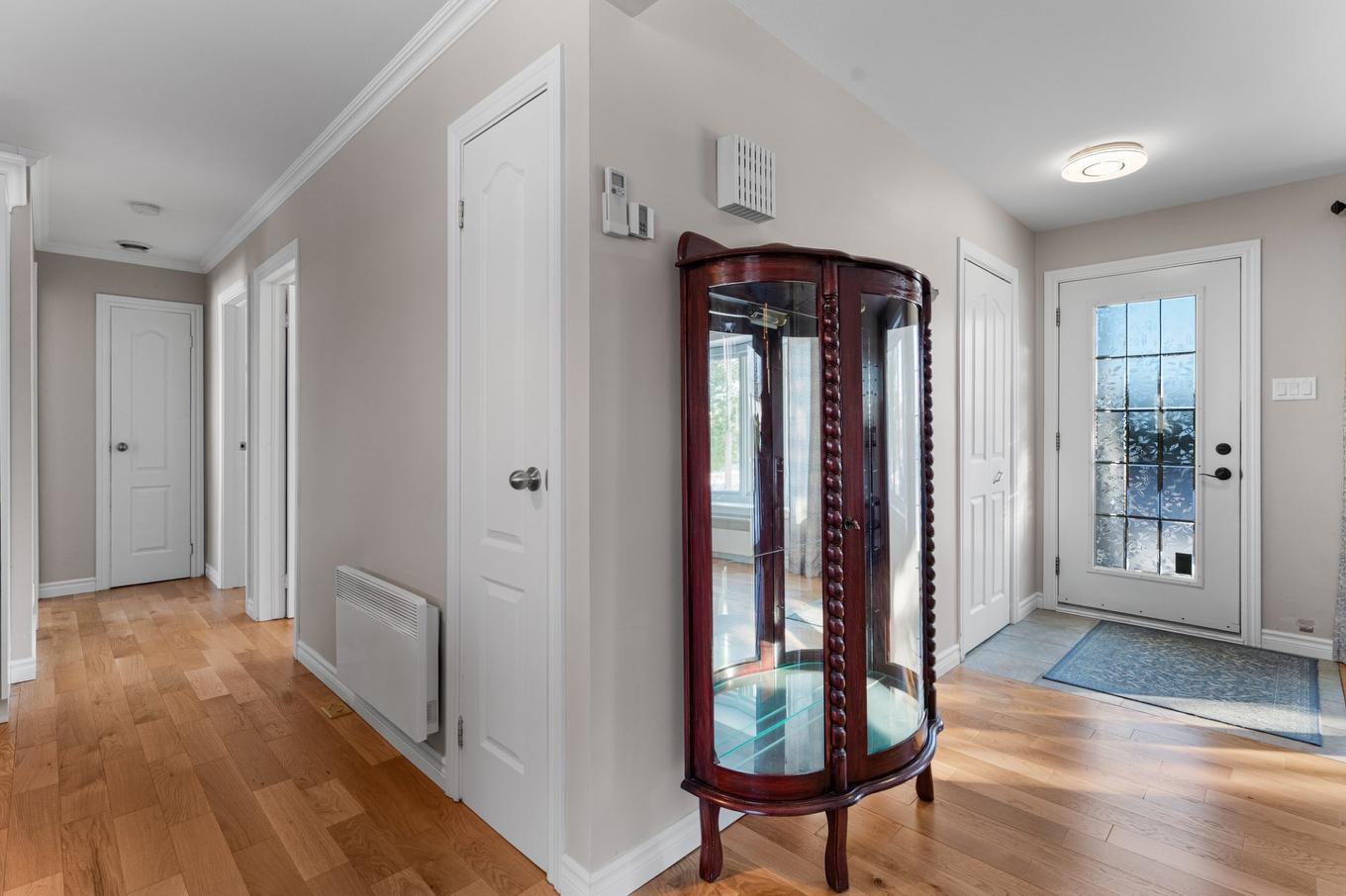 Hall d'entrée/Vestibule - 1560 Rue De La Perrière, Terrebonne (Terrebonne), QC - Indoor Photo Showing Other Room