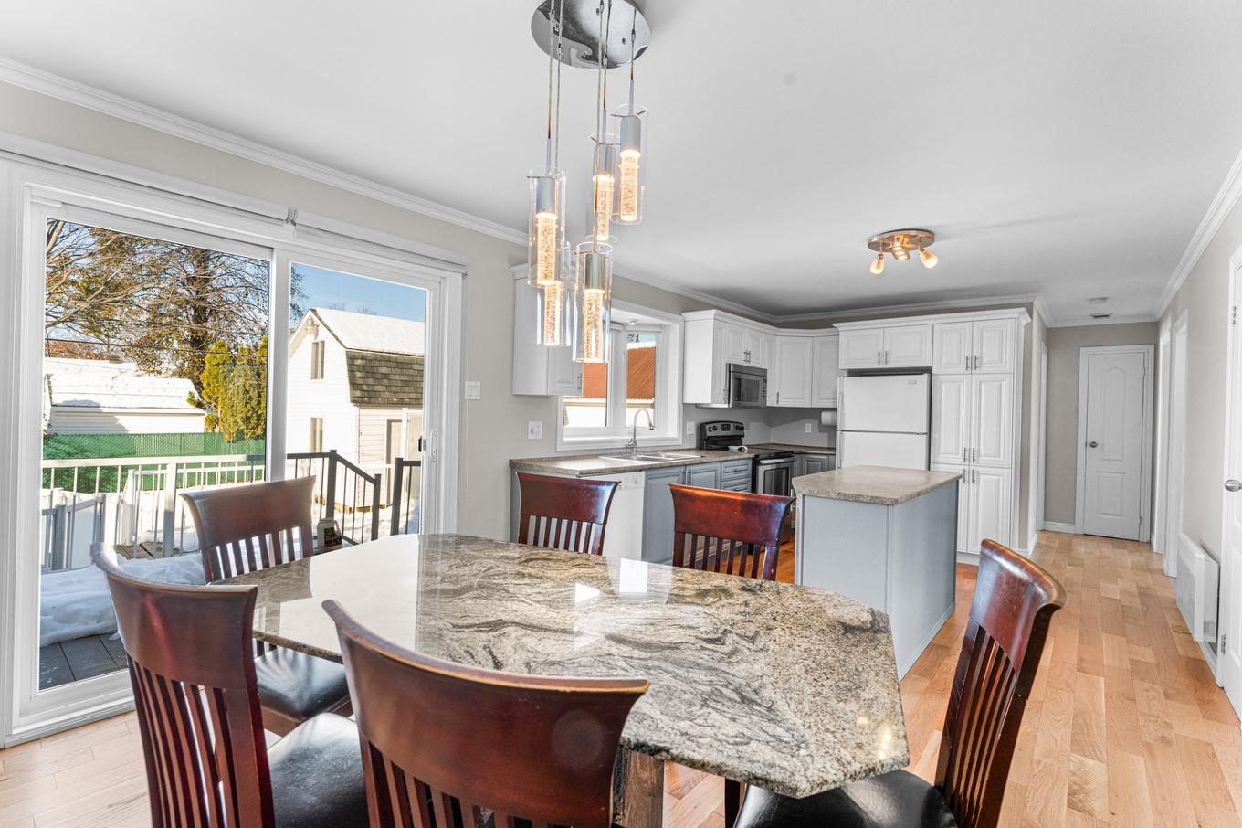 Salle à manger - 1560 Rue De La Perrière, Terrebonne (Terrebonne), QC - Indoor Photo Showing Dining Room
