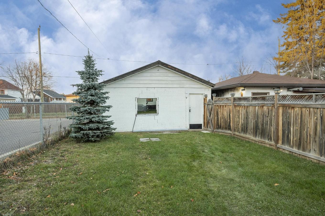 237 Amelia Street W, Thunder Bay, ON - Outdoor