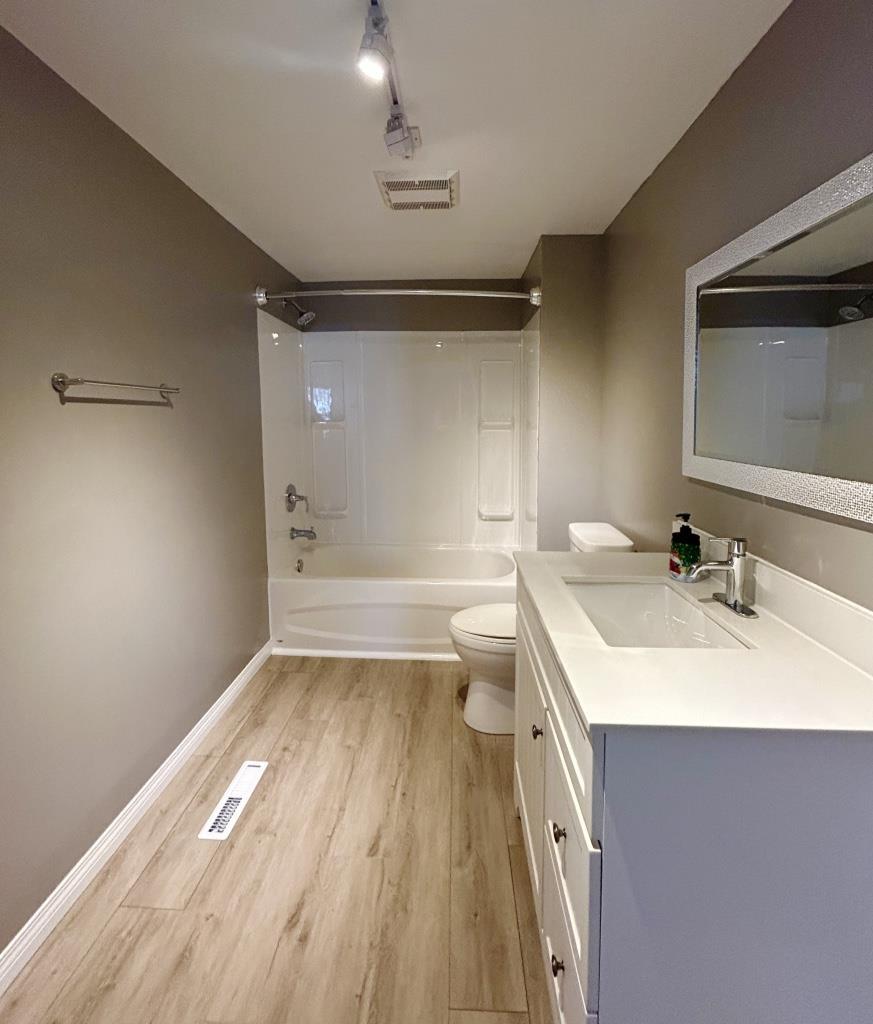 1007 Sunset Drive, Fort Frances, ON - Indoor Photo Showing Bathroom