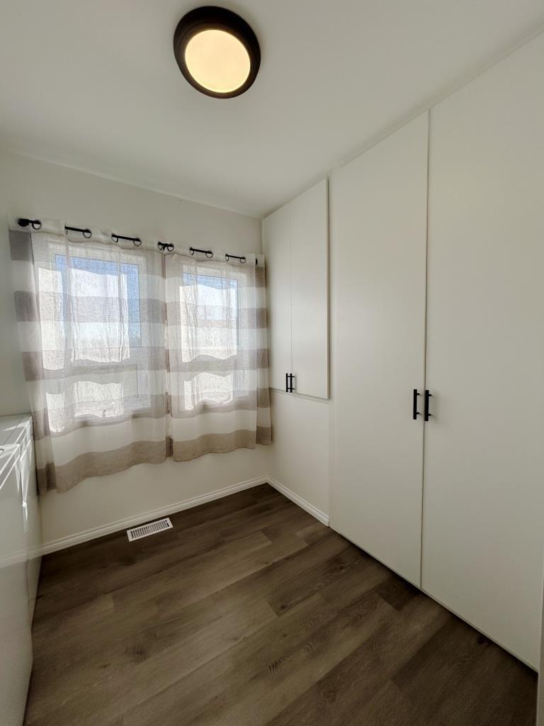 1007 Sunset Drive, Fort Frances, ON - Indoor Photo Showing Other Room